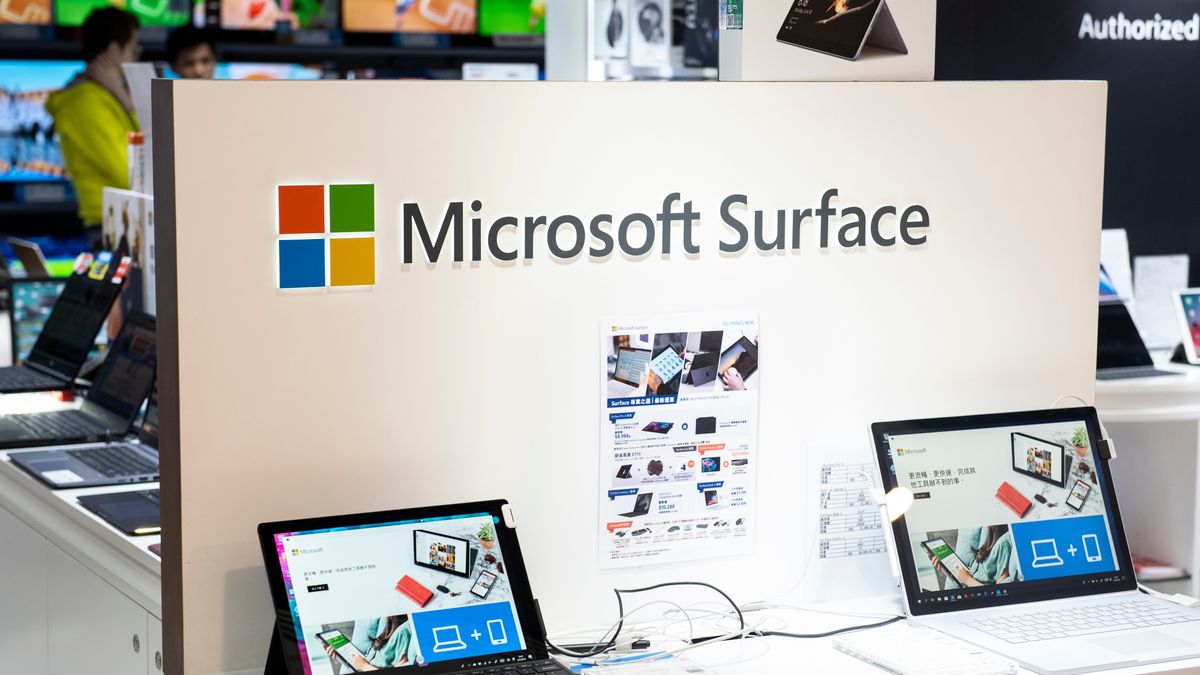 Surface z dwoma ekranami może dostać obsługę aplikacji na Androida (Getty Images)