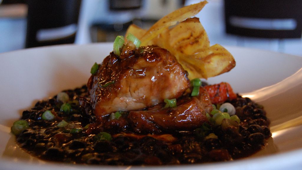 Pieczona łopatka cielęca (samo mięso)