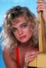 Erika Eleniak