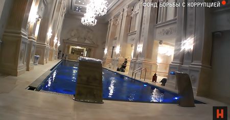 "Ukryta kamera w pałacu Putina!". Pokazali wideo z sekretnej rezydencji