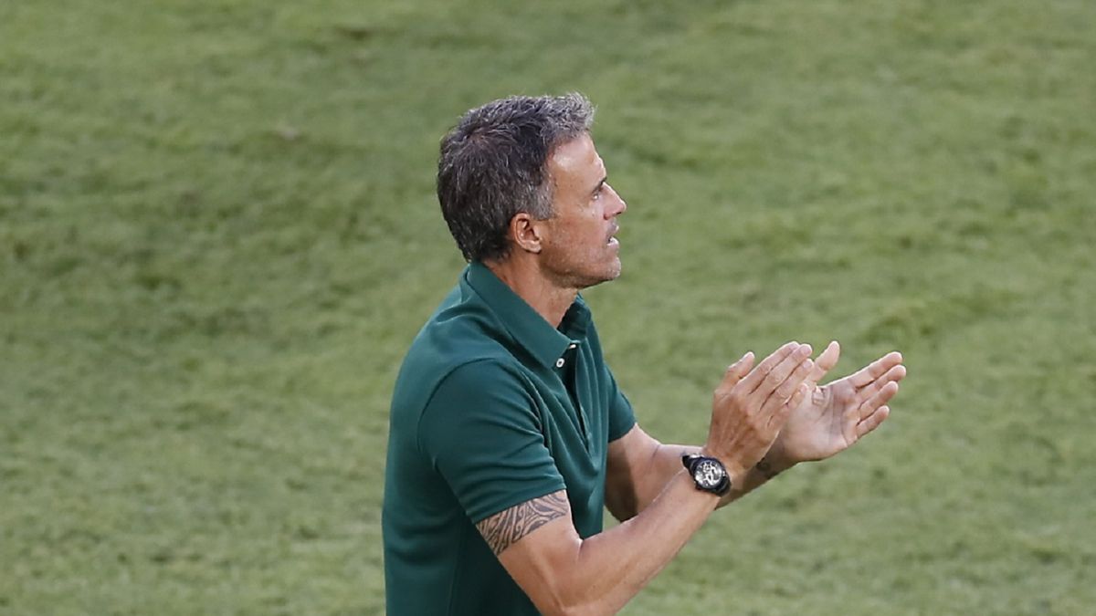 PAP/EPA / Jose Manuel Vidal / Na zdjęciu: Luis Enrique