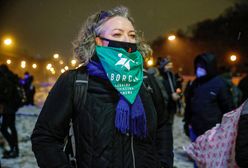 Strajk Kobiet protestuje z mediami. "Reagujemy natychmiast. Media mają nóż na gardle"