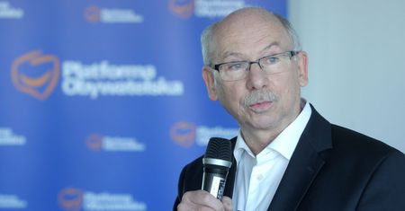 "Rząd PiS stał się zakładnikiem nierealnych obietnic". Lewandowski ostrzega przed skutkami