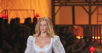 Co Rosie Huntington-Whiteley robi z tym łysiejącym zabijaką?