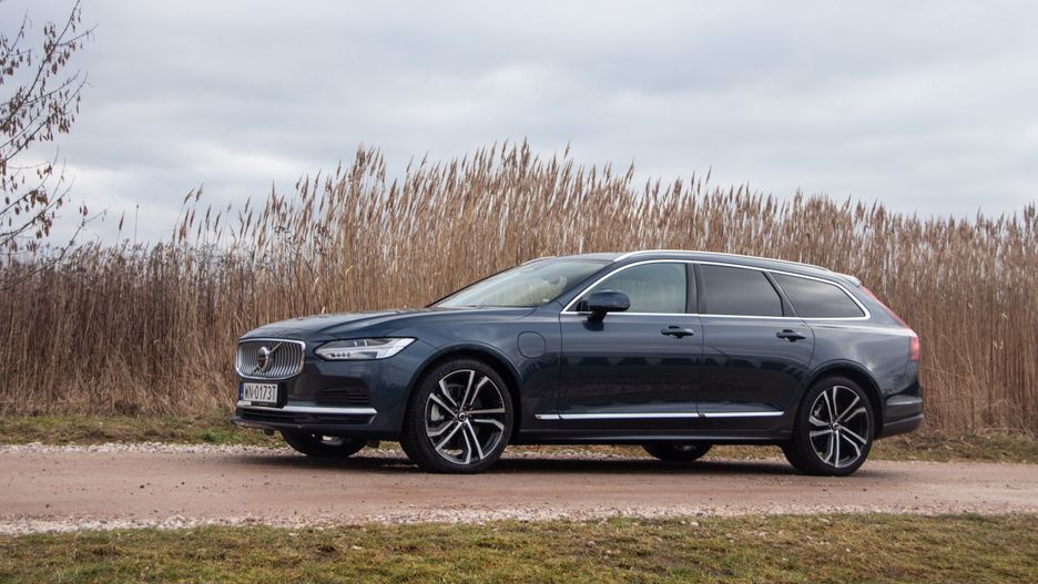 Volvo V90 T8