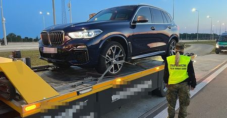 Przywożą mniej aut. Polacy mają nowe źródło