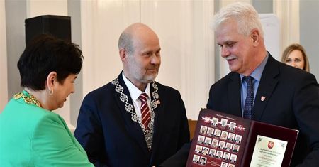 Posada w KRUS za ciche poparcie? "To się w głowie nie mieści"