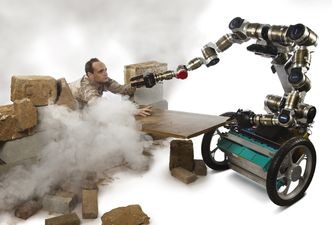 MacGyver Bot: Zabawka marines do zadań specjalnych
