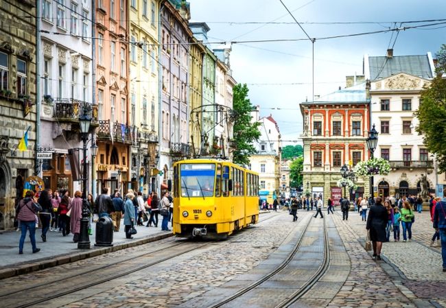 Stare Miasto, Lwów, Ukraina (fot. Seqoya / Shutterstock.com) 