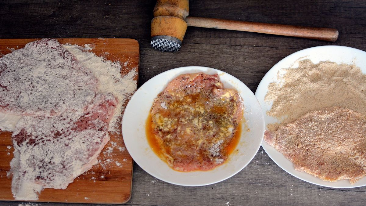 Rolowane kotlety schabowe - przepis. Fot. AdobeStock