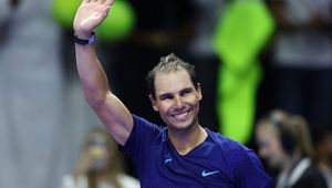 Rafael Nadal wrócił do gry. Hit rozstrzygnęły dwa sety