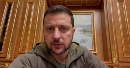 Pilny apel Zełenskiego. Rakiety spadają na Ukrainę