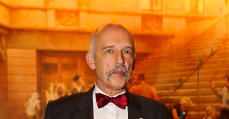 Korwin-Mikke w Parlamencie: "MŁODZI TO CZARNUCHY EUROPY!"