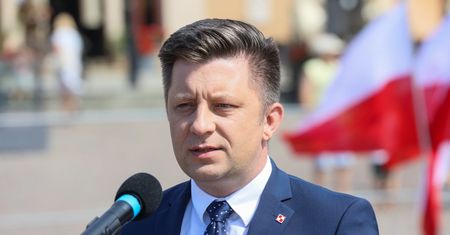 Dworczyk uderza w Tuska. "Wysłałem dziś oficjalne pismo"