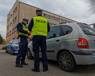 Policja poszukuje poszkodowanych przez gang dekarzy