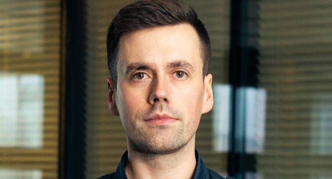 Marek Olwert senior paid social specialist w SalesTube