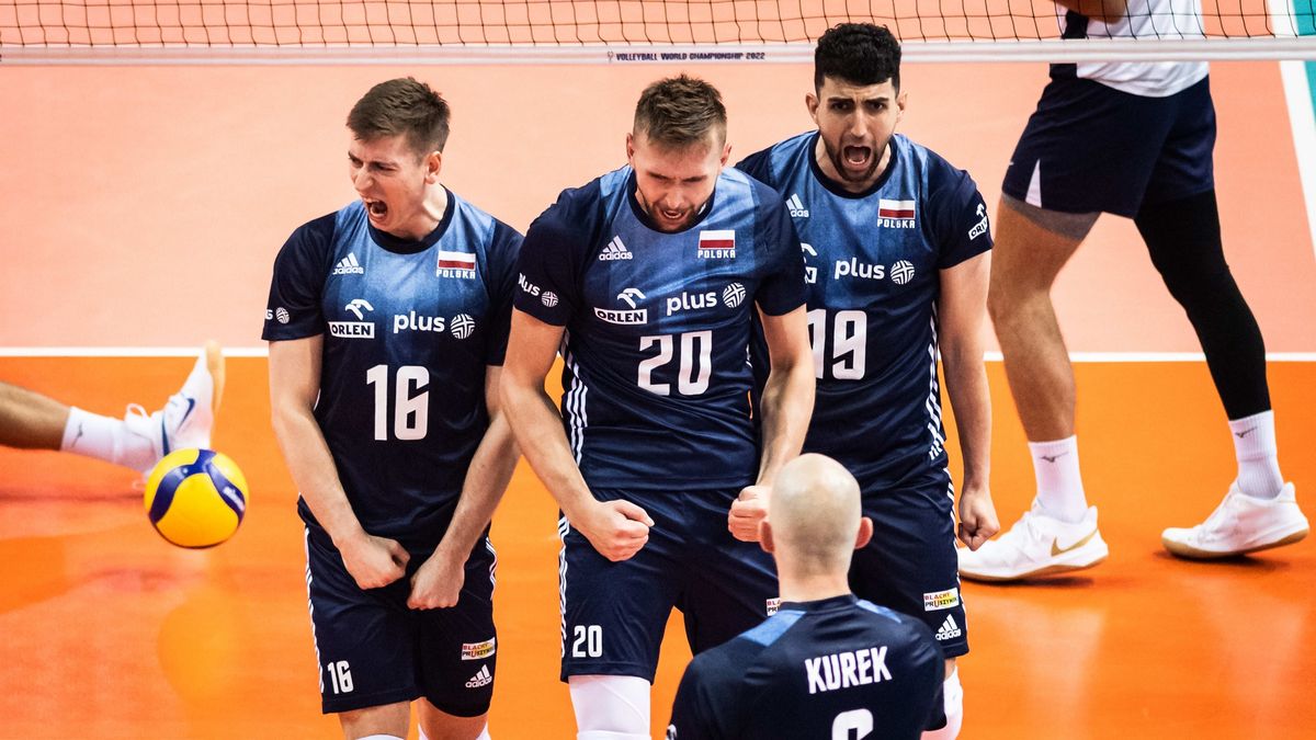 Zdjęcie okładkowe artykułu: Materiały prasowe / FIVB / Na zdjęciu: Kamil Semeniuk, Mateusz Bieniek, Marcin Janusz i Bartosz Kurek