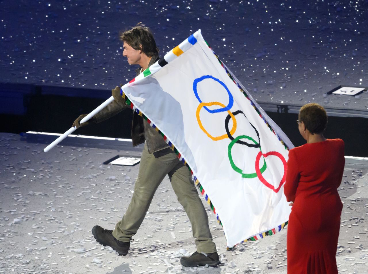 Tom Cruise gave a performance during the closing ceremony of the Olympic Games in Paris.