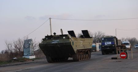 Ci żołnierze idą w Rosji na front. "Stają się mięsem armatnim"