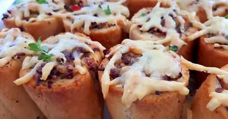 Sprawdzony przepis na domowe zapiekanki. Będą lepsze niż z food trucka