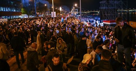 Politico: Najwięksi przegrani i wygrani wyborów na Węgrzech