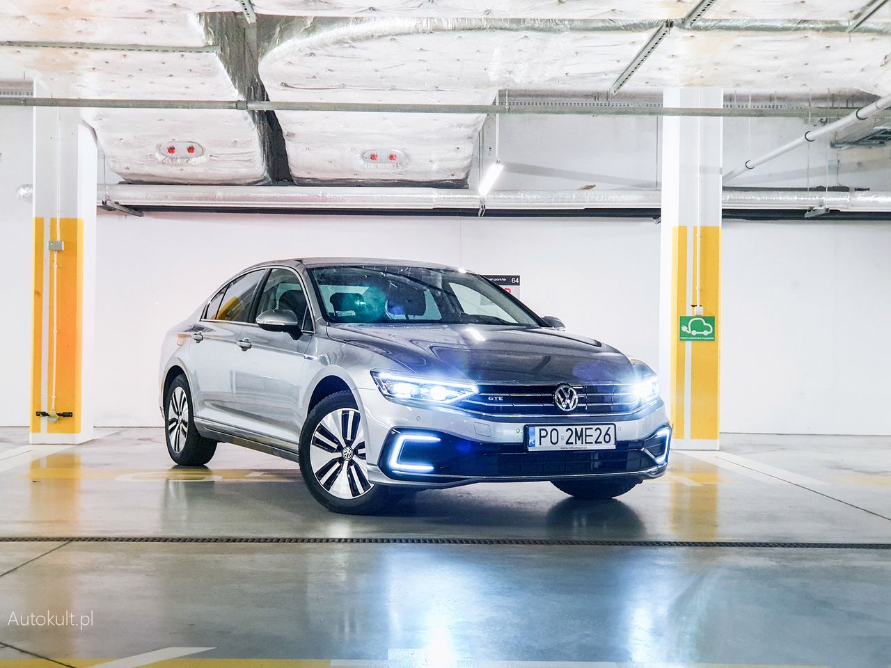 Hybryda plug-in w długim dystansie. Witaj, VW Passat GTE