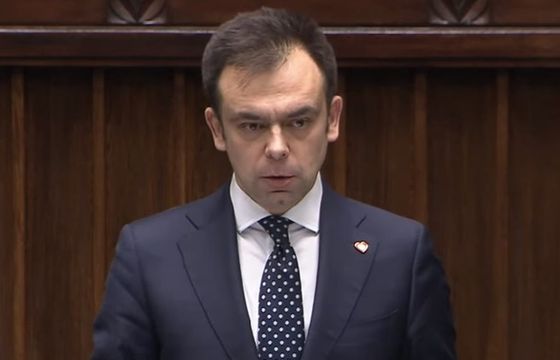 Więcej od firm do kasy państwa. Minister finansów przedstawił budżet na 2025 r.