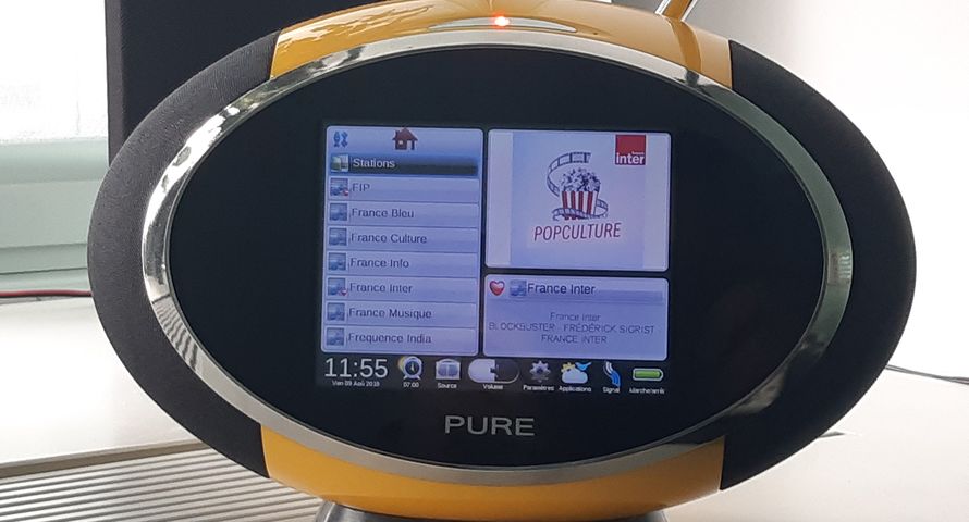 Nadawca publiczny ogranicza liczbę emisji FM na rzecz DAB+ i streamingu