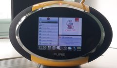 Nadawca publiczny ogranicza liczbę emisji FM na rzecz DAB+ i streamingu