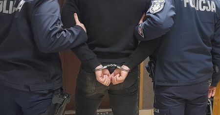 Szukała go policja. Wpadł, gdy ukradł skarbonkę z kościoła
