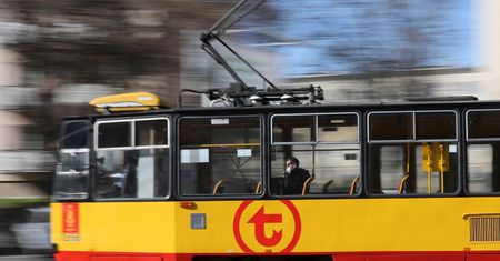 Ciężarówka zerwała sieć trakcyjną. Zmiany w kursowaniu tramwajów
