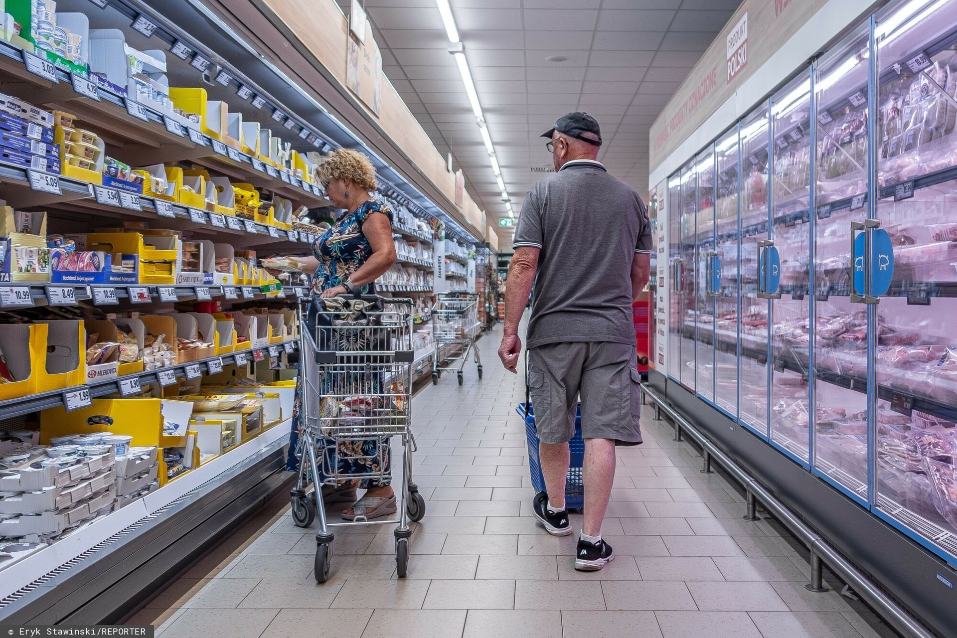 Porównali ceny w sklepach. Oto najdroższa sieć handlowa