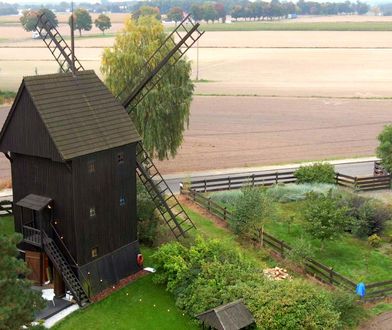 Kupił 200-letni wiatrak i przerobił go na dom. Metamorfoza za 150 tys. zł