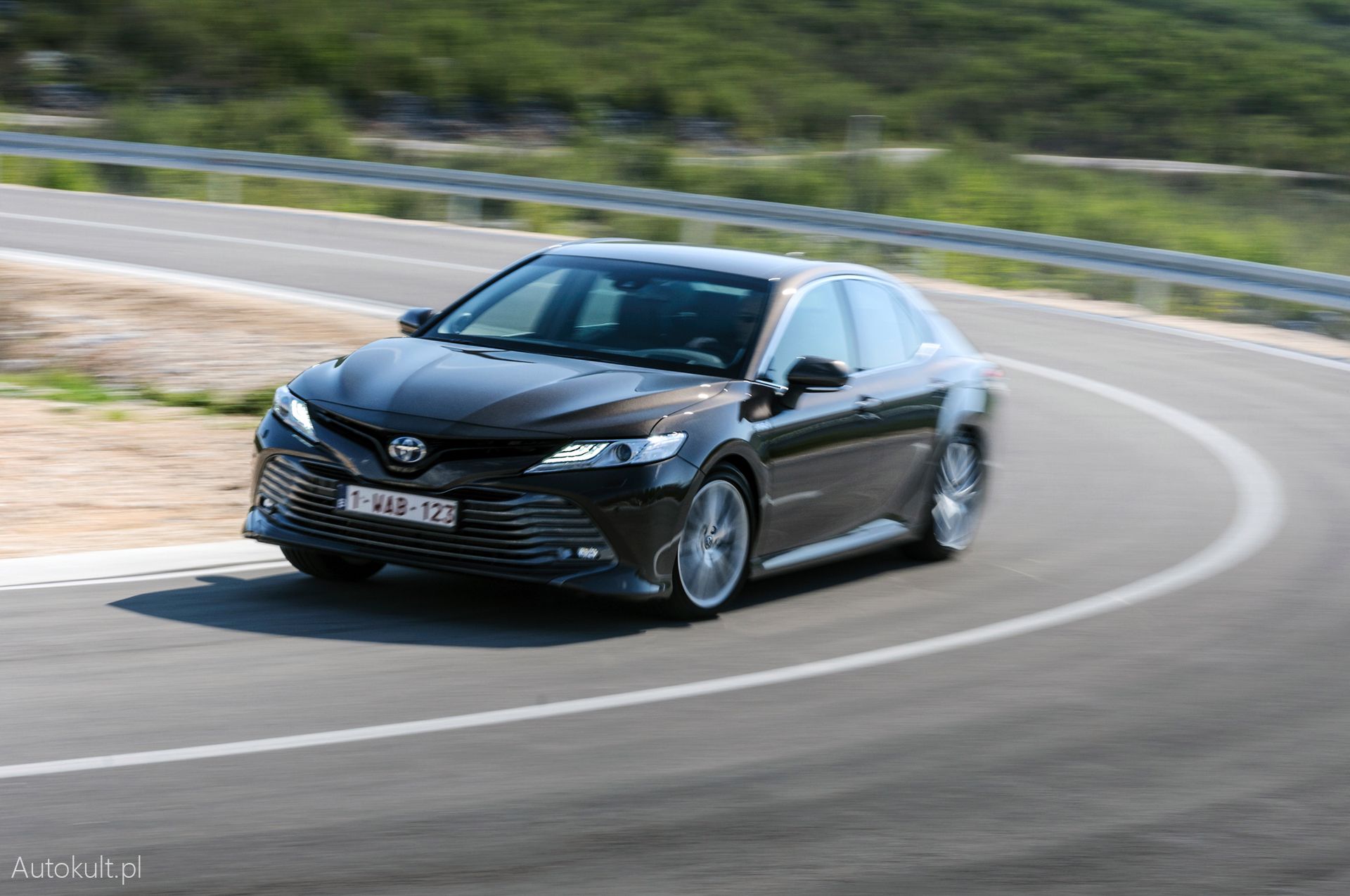 Nowa Toyota Camry (2019)
