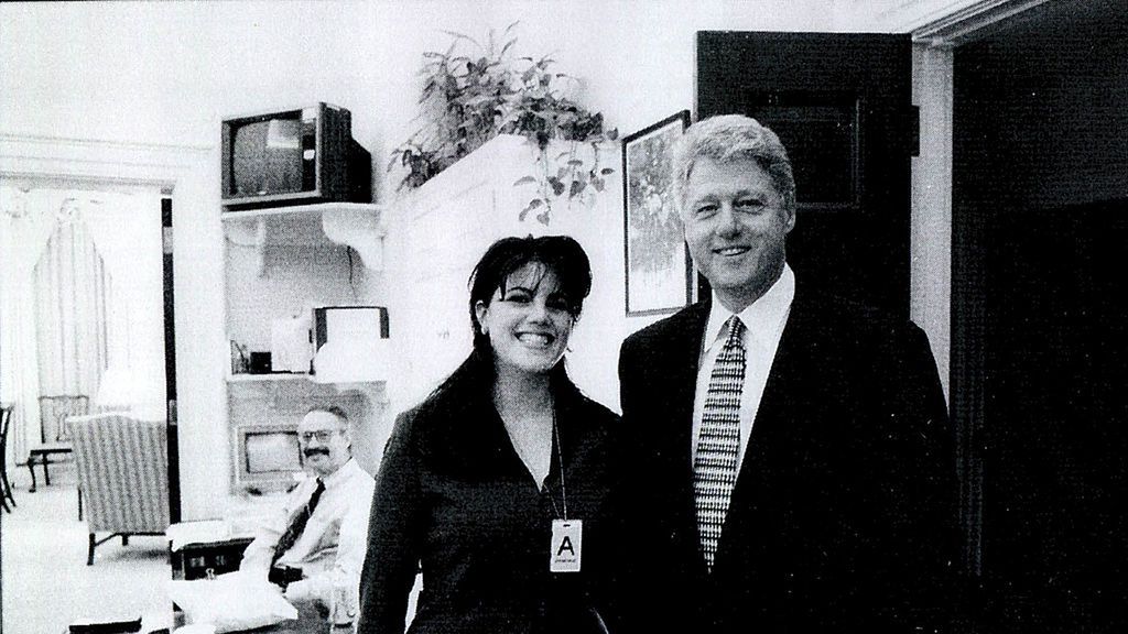Monica Lewinsky z Billem Clintonem w 1998 roku