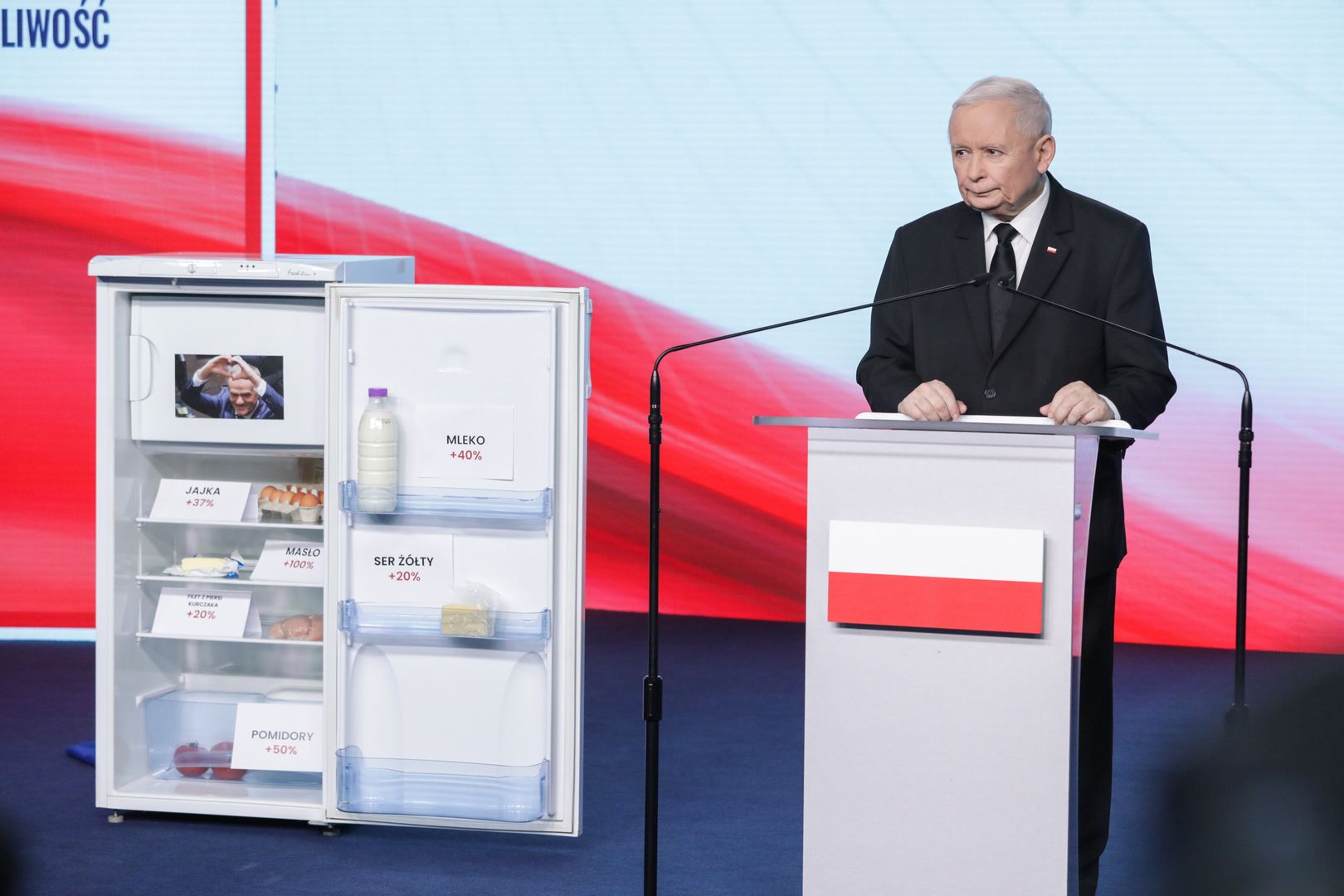 Kaczyński: rok 2025 rokiem drożyzny. Rządzący temu nie zapobiegli