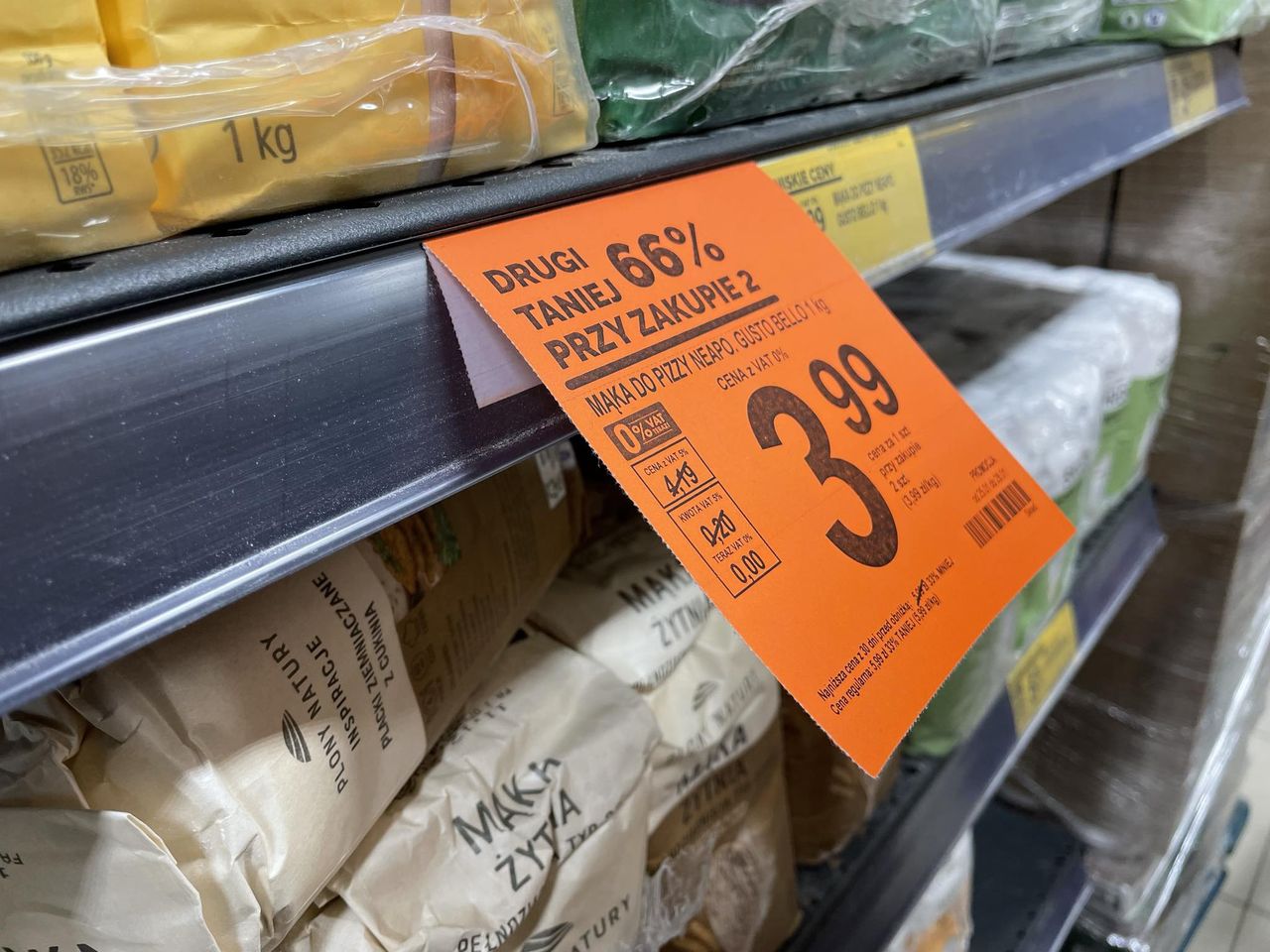 Biedronka przyznaje się do błędu. Można było pogubić się w cenach