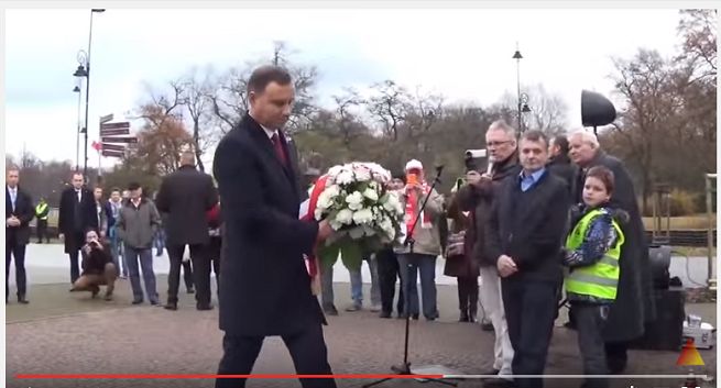 Śledztwo w sprawie znieważenia prezydenta Andrzeja Dudy. Policja skonfiskowała laptop internauty