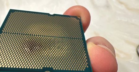 Coraz więcej spalonych procesorów AMD Ryzen 7000. Producenci apelują