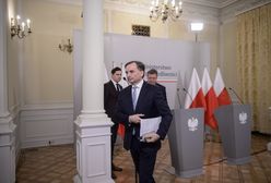 Ziobro żegna się z rządem. Nie chce oddać resortu PiS-owi