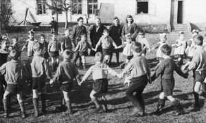 Czy pamiętasz zabawy z PRL-u? Tylko dzieci z tamtych lat zdadzą