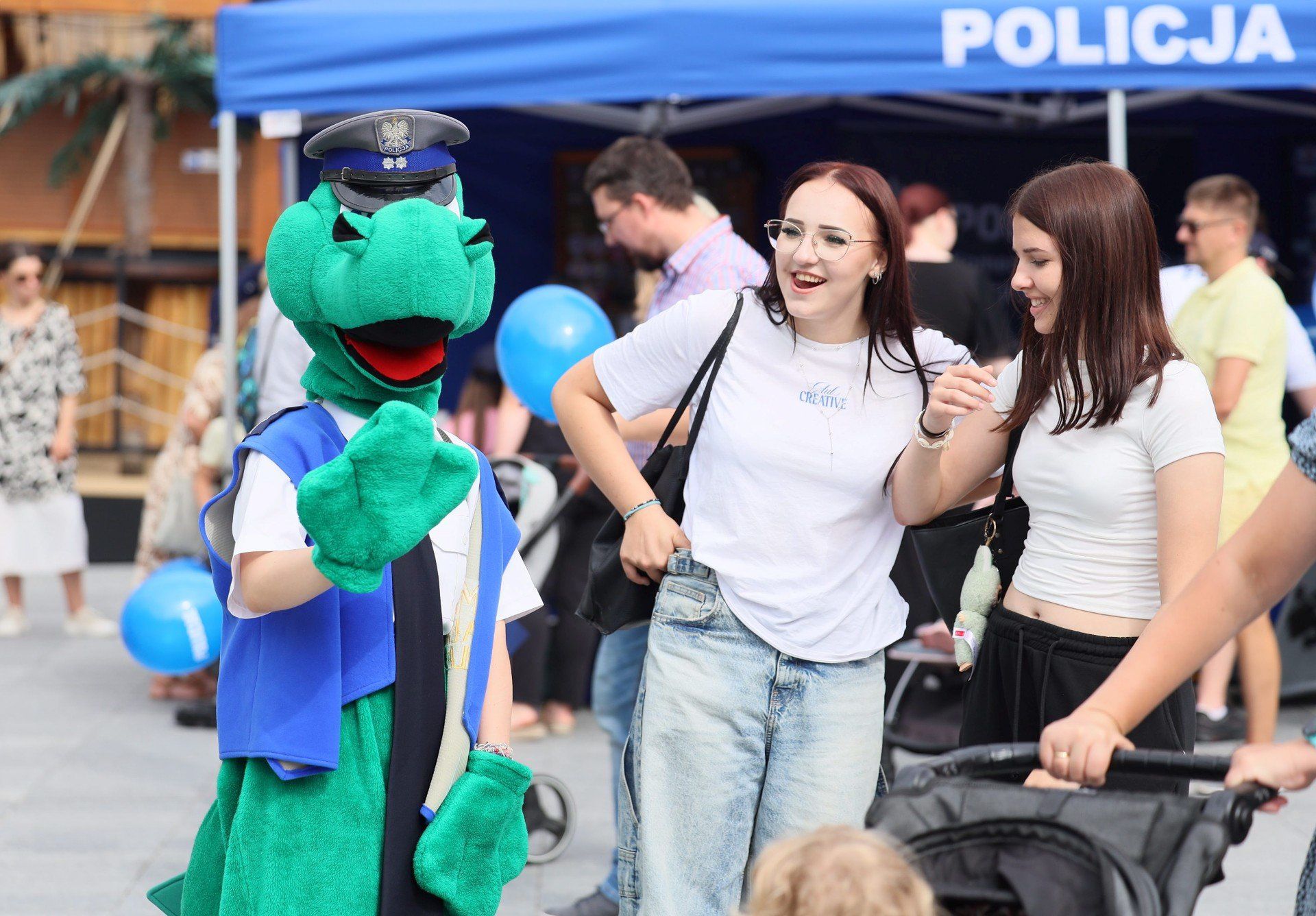 Pokazy sprzętu kontrterrosystów i masa innych atrakcji. Zobacz zdjęcia z policyjnego pikniku „Na Niebiesko”