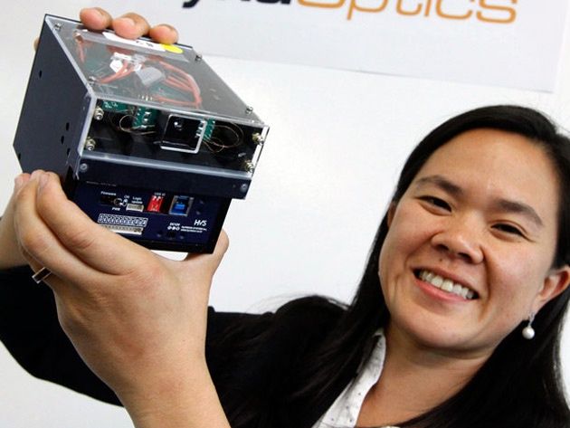 CEO DynaOptics Li Chan Chan