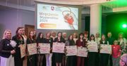 Konin: Bal kobiet wspiera młode talenty. Stypendia dla uczennic szkół średnich