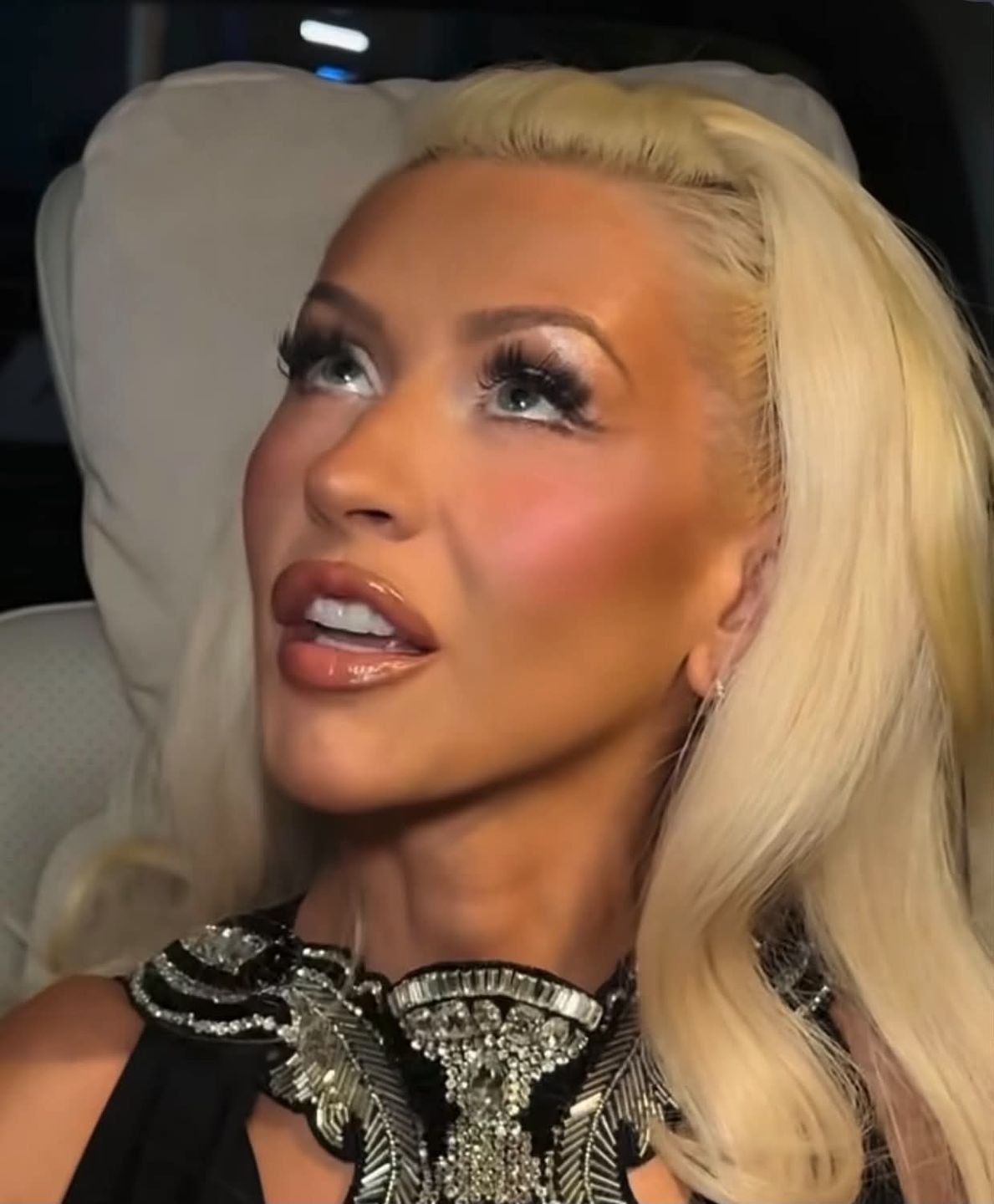 Coraz szczuplejsza Christina Aguilera na gali w Monako 