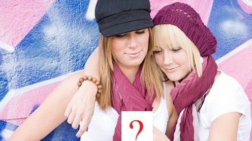 Najlepszym telefonem młodzieżowym Lata 2010 został... 1