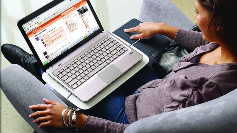 Logitech Touch Lapdesk N600 - wygoda i funkcjonalność 1