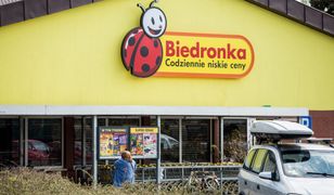 Koronawirus. Biedronka straciła połowę klientów w trakcie obowiązywania restrykcji