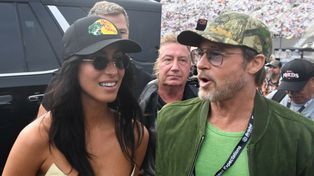 Brad Pitt promuje nowy film z dziewczyną u boku. A konflikt z byłą żoną wciąż trwa