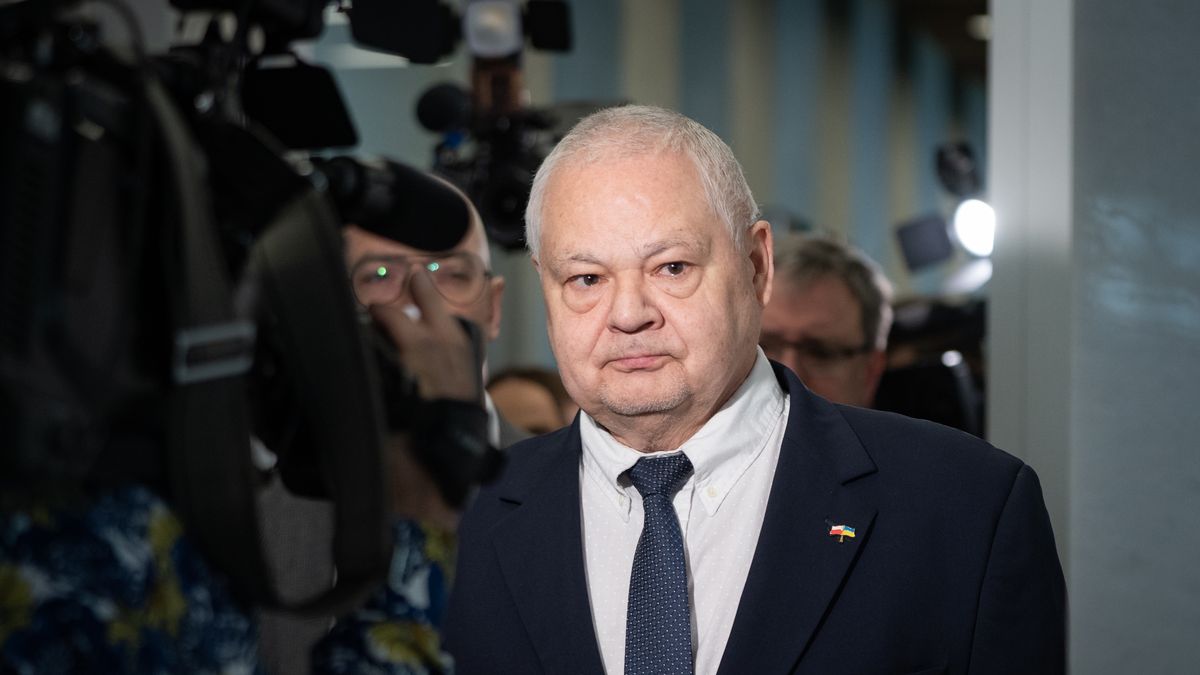 Ekonomista skomentował zarobki prezesa NBP Adama Glapińskiego